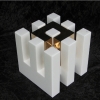 kubus-20-lll-thassos-brons-a